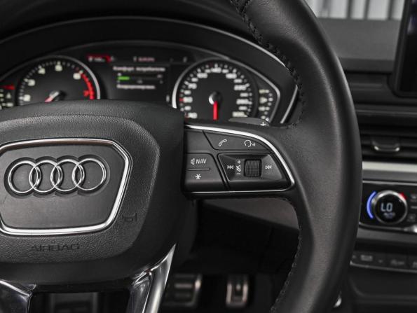 Audi A4 V (B9) с пробегом 2015 года, цена 2 007 000 рублей, 205204 км, седан, Автокод Объявления