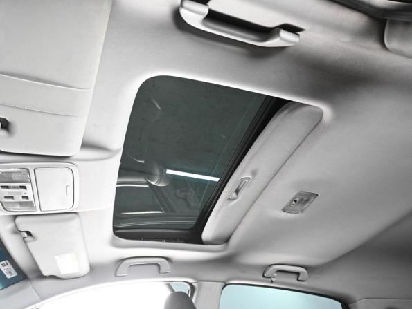 Honda CR-V III Рестайлинг с пробегом 2012 года, цена 1 615 000 рублей, 226369 км, внедорожник, Автокод Объявления