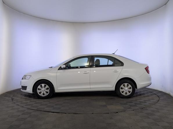 Skoda Rapid I Рестайлинг с пробегом 2019 года, цена 900 000 рублей, 246586 км, лифтбек, Автокод Объявления