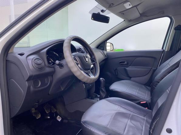 Renault Sandero II Рестайлинг с пробегом 2019 года, цена 955 000 рублей, 71500 км, хэтчбек, Автокод Объявления