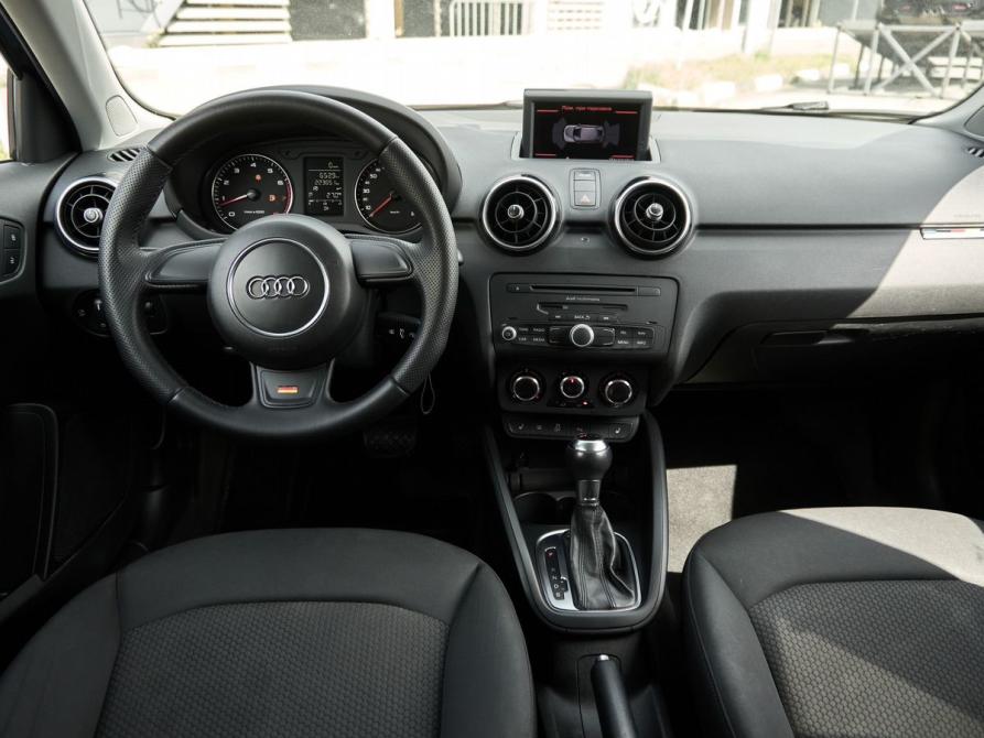 Audi A1 I (8X) Казань  - изображение 8