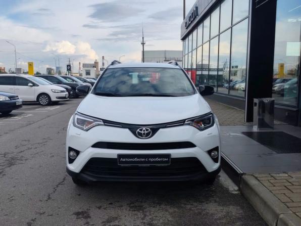 Toyota RAV4 IV (XA40) Рестайлинг с пробегом 2018 года, цена 2 175 000 рублей, 117001 км, внедорожник, Автокод Объявления