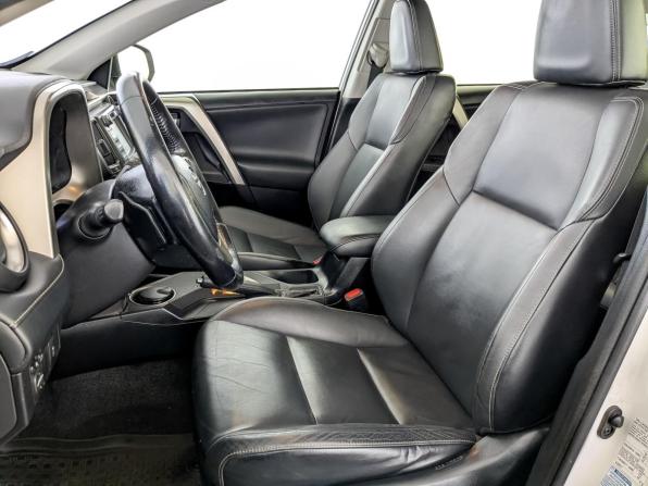 Toyota RAV4 IV (XA40) с пробегом 2015 года, цена 1 825 000 рублей, 236892 км, внедорожник, Автокод Объявления