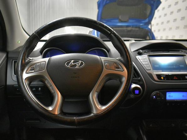 Hyundai ix35 I с пробегом 2011 года, цена 1 079 000 рублей, 266700 км, внедорожник, Автокод Объявления