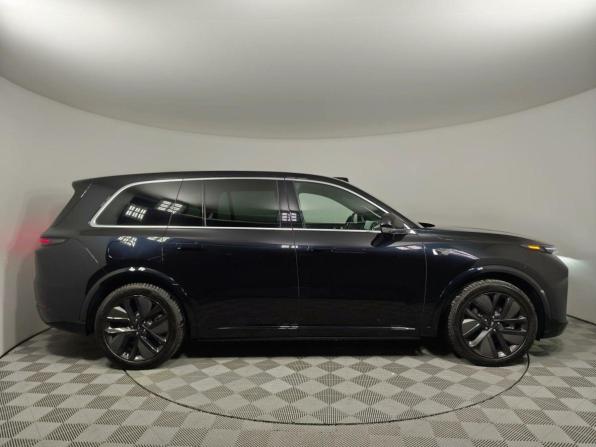 Новый Li Auto (Lixiang) L9 I Рестайлинг 2025 года, цена 11 990 000 рублей, внедорожник, Автокод Объявления