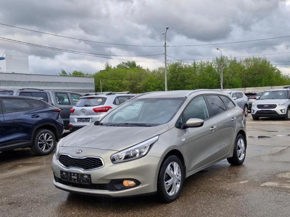 Kia Ceed II с пробегом 2013 года, цена 978 000 рублей, 178519 км, универсал, Автокод Объявления