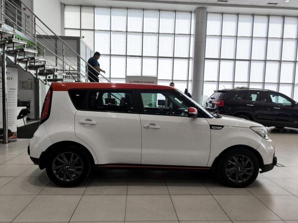 Kia Soul II Рестайлинг с пробегом 2016 года, цена 1 499 000 рублей, 146075 км, хэтчбек, Автокод Объявления
