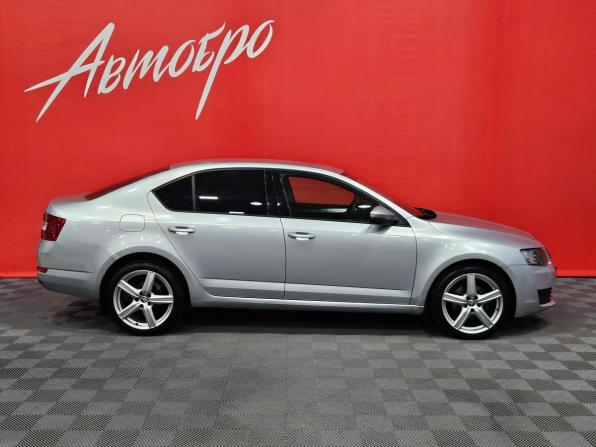 Skoda Octavia III (A7) с пробегом 2013 года, цена 925 000 рублей, 213008 км, лифтбек, Автокод Объявления
