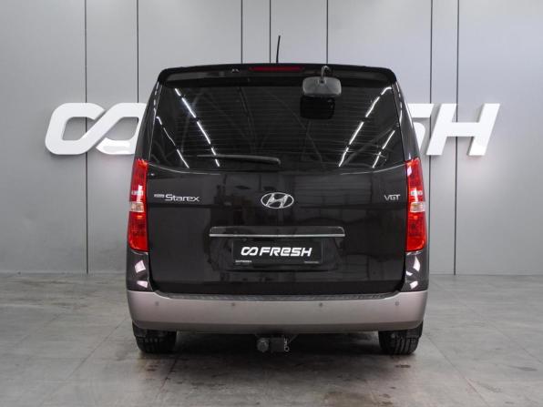 Hyundai Grand Starex I Рестайлинг 2 с пробегом 2018 года, цена 3 869 000 рублей, 90252 км, минивэн, Автокод Объявления