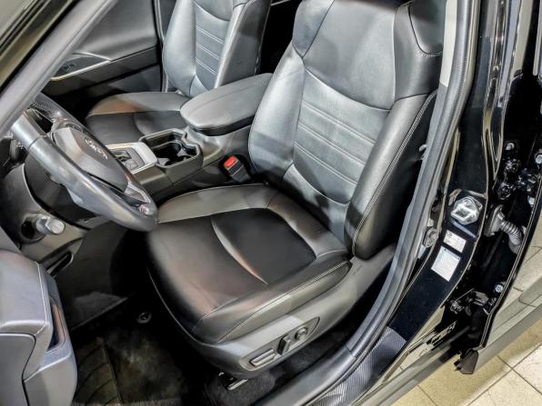 Toyota RAV4 V (XA50) с пробегом 2020 года, цена 3 290 000 рублей, 66712 км, внедорожник, Автокод Объявления
