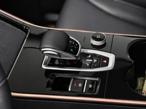 Omoda C5 I с пробегом 2023 года, цена 1 900 000 рублей, 48000 км, внедорожник, Автокод Объявления