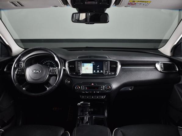 Kia Sorento III Prime Рестайлинг с пробегом 2018 года, цена 2 799 999 рублей, 120798 км, внедорожник, Автокод Объявления