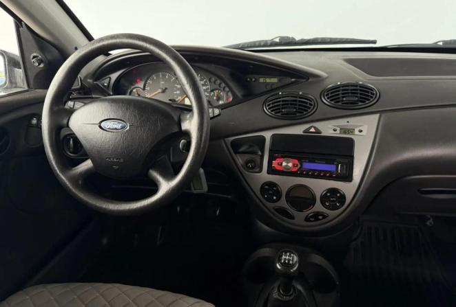 Ford Focus I Рестайлинг с пробегом 2002 года, цена 250 000 рублей, 276168 км, седан, Автокод Объявления
