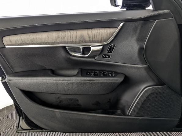 Volvo S90 II Рестайлинг с пробегом 2021 года, цена 2 890 000 рублей, 167012 км, седан, Автокод Объявления