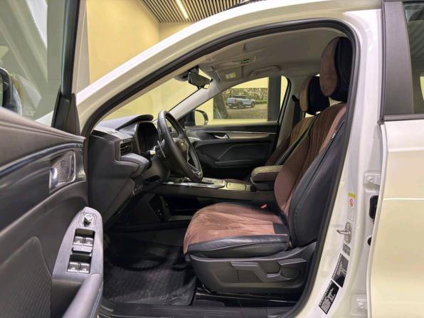 Haval Jolion I Рестайлинг с пробегом 2024 года, цена 2 199 000 рублей, 5139 км, внедорожник, Автокод Объявления