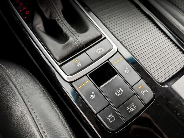 Kia Optima IV Рестайлинг с пробегом 2019 года, цена 2 030 000 рублей, 124079 км, седан, Автокод Объявления