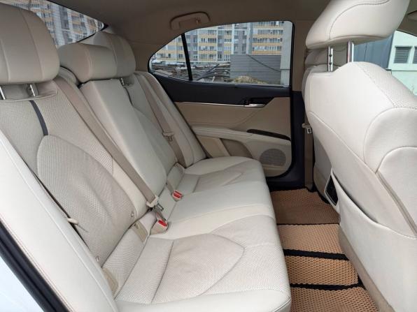 Toyota Camry VIII (XV70) Рестайлинг с пробегом 2021 года, цена 3 275 000 рублей, 74657 км, седан, Автокод Объявления