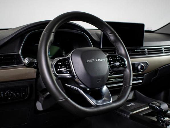 JETOUR X70 I Рестайлинг 2 с пробегом 2024 года, цена 2 310 000 рублей, 8237 км, внедорожник, Автокод Объявления