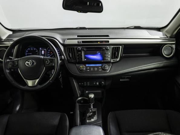 Toyota RAV4 IV (XA40) Рестайлинг с пробегом 2016 года, цена 2 049 000 рублей, 150472 км, внедорожник, Автокод Объявления