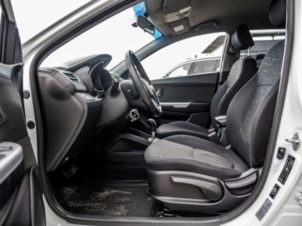 Kia Rio III с пробегом 2013 года, цена 918 000 рублей, 144199 км, хэтчбек, Автокод Объявления