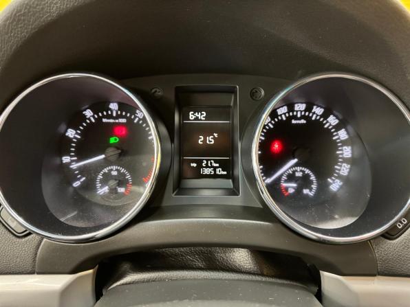 Skoda Yeti I с пробегом 2011 года, цена 789 000 рублей, 138000 км, внедорожник, Автокод Объявления