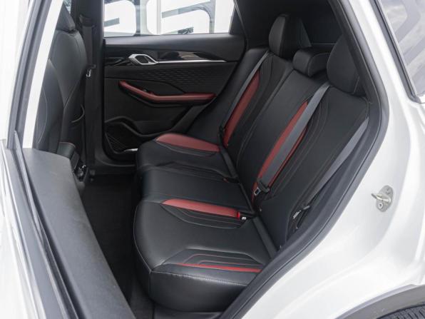 Geely Coolray I Рестайлинг с пробегом 2024 года, цена 2 199 000 рублей, 19779 км, внедорожник, Автокод Объявления