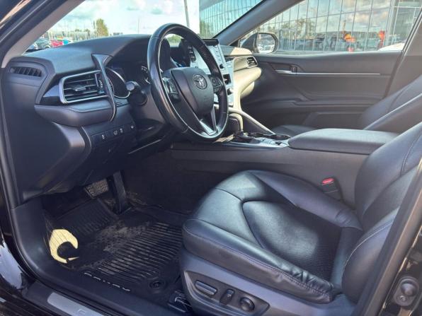 Toyota Camry VIII (XV70) Рестайлинг с пробегом 2021 года, цена 2 830 000 рублей, 142381 км, седан, Автокод Объявления
