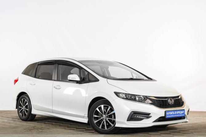 Honda Jade I Рестайлинг с пробегом 2019 года, цена 2 029 000 рублей, 56000 км, компактвэн, Автокод Объявления