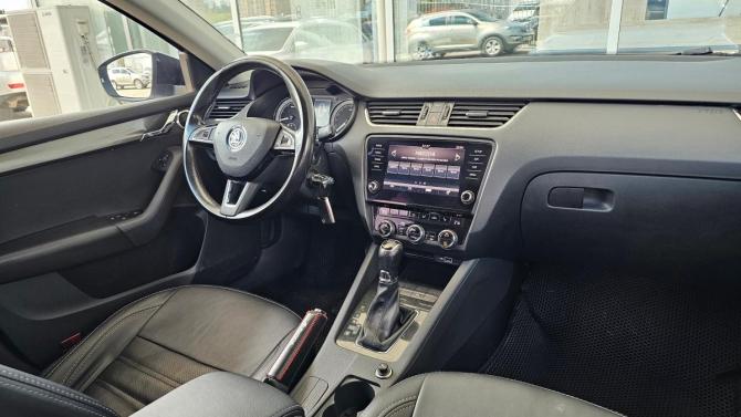 Skoda Octavia III (A7) Рестайлинг с пробегом 2020 года, цена 1 999 000 рублей, 165360 км, лифтбек, Автокод Объявления