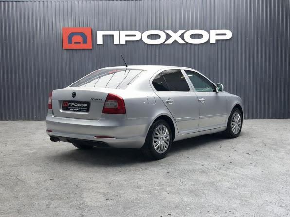 Skoda Octavia II (A5) Рестайлинг с пробегом 2011 года, цена 867 000 рублей, 157148 км, лифтбек, Автокод Объявления