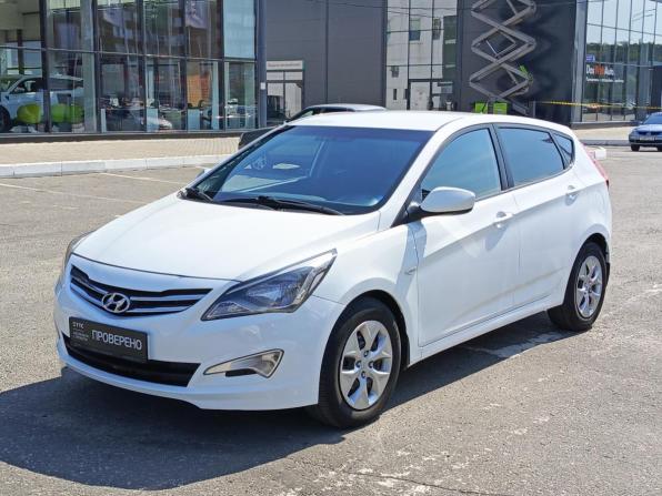 Hyundai Solaris I Рестайлинг с пробегом 2016 года, цена 950 000 рублей, 148150 км, хэтчбек, Автокод Объявления