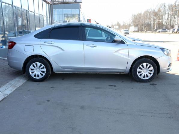 Lada (ВАЗ) Vesta I с пробегом 2017 года, цена 655 000 рублей, 90400 км, седан, Автокод Объявления