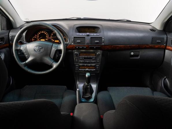 Toyota Avensis II с пробегом 2005 года, цена 700 000 рублей, 195272 км, седан, Автокод Объявления