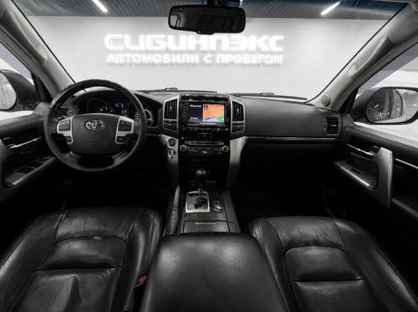 Toyota Land Cruiser 200 Series Рестайлинг 1 с пробегом 2014 года, цена 3 635 000 рублей, 135000 км, внедорожник, Автокод Объявления
