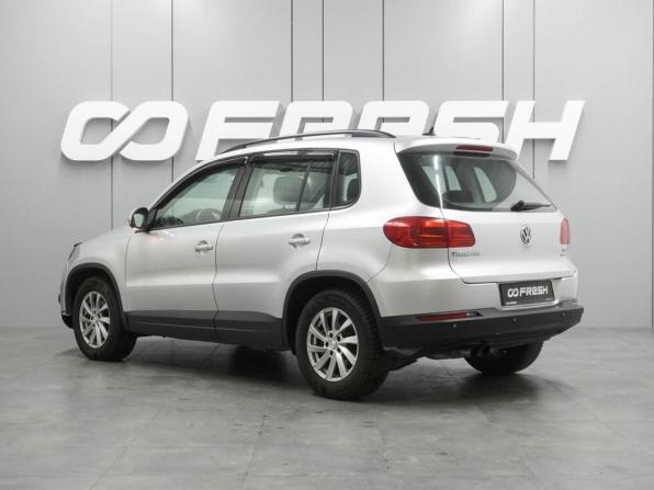 Volkswagen Tiguan I Рестайлинг с пробегом 2011 года, цена 999 000 рублей, 284297 км, внедорожник, Автокод Объявления
