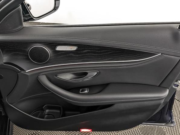 Mercedes-Benz E-Класс V (W213 S213 C238) с пробегом 2019 года, цена 3 960 000 рублей, 101731 км, седан, Автокод Объявления