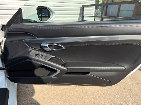 Porsche Boxster IV 718 (982) с пробегом 2019 года, цена 8 340 000 рублей, 37269 км, родстер, Автокод Объявления