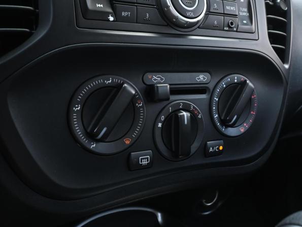 Nissan Juke I с пробегом 2013 года, цена 1 110 000 рублей, 97164 км, внедорожник, Автокод Объявления