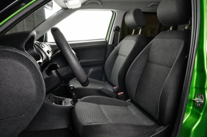 Skoda Fabia II Рестайлинг с пробегом 2012 года, цена 819 000 рублей, 204300 км, хэтчбек, Автокод Объявления