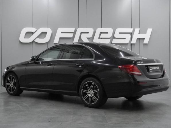 Mercedes-Benz E-Класс V (W213 S213 C238) с пробегом 2018 года, цена 2 799 000 рублей, 129545 км, седан, Автокод Объявления