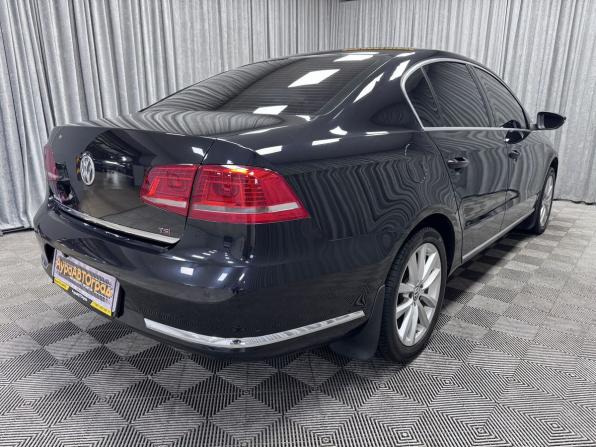 Volkswagen Passat B7 с пробегом 2013 года, цена 1 340 000 рублей, 207740 км, седан, Автокод Объявления