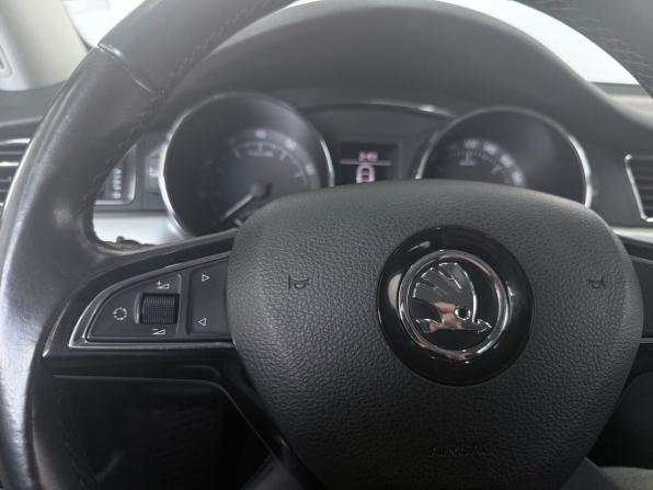Skoda Superb II с пробегом 2013 года, цена 1 419 000 рублей, 129000 км, лифтбек, Автокод Объявления