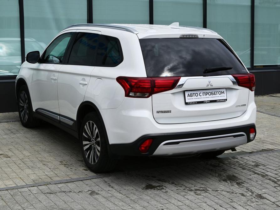 Mitsubishi Outlander III Рестайлинг 3 Екатеринбург  - изображение 3