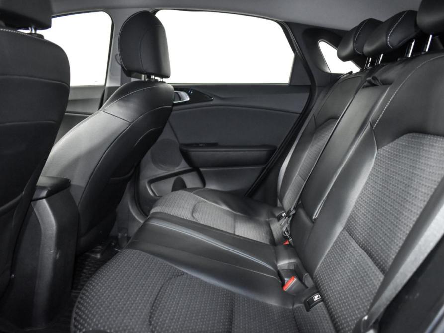 Kia Ceed III Санкт-Петербург  - изображение 13