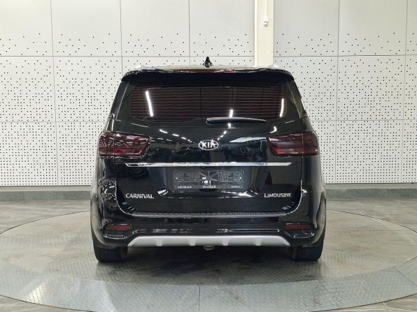 Kia Carnival III с пробегом 2018 года, цена 1 490 000 рублей, 132374 км, минивэн, Автокод Объявления