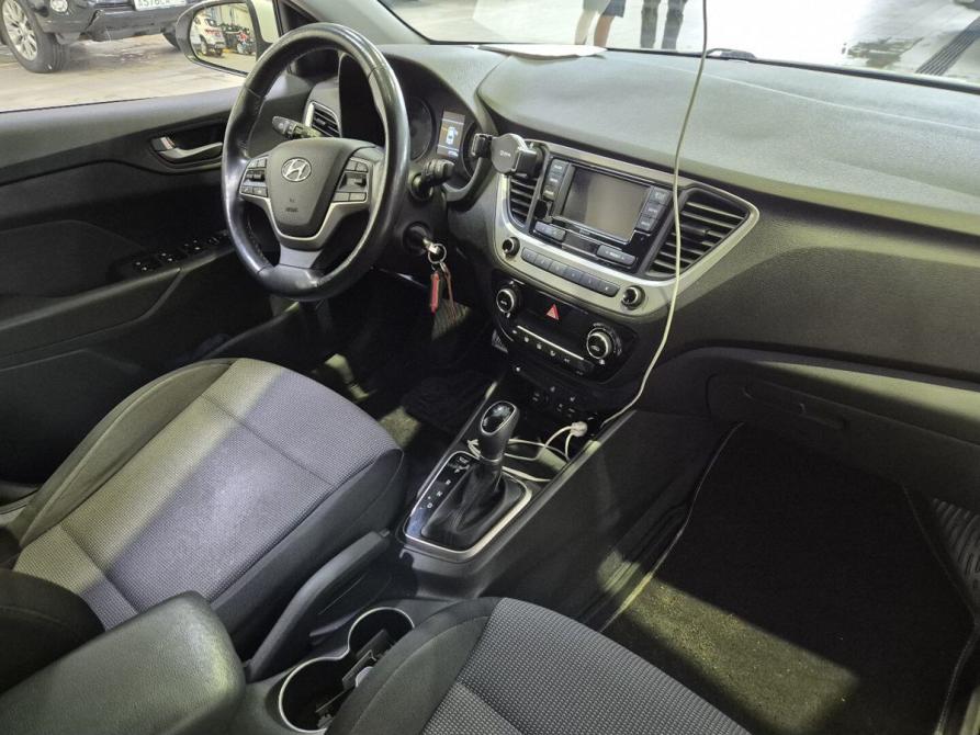 Hyundai Solaris II Санкт-Петербург  - изображение 6