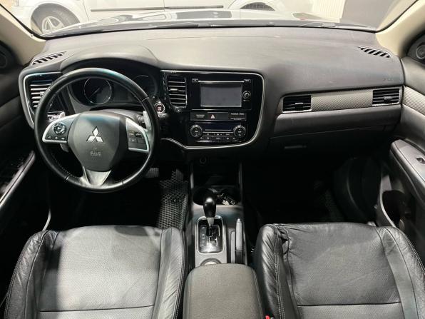 Mitsubishi Outlander III Рестайлинг с пробегом 2014 года, цена 1 520 000 рублей, 144500 км, внедорожник, Автокод Объявления