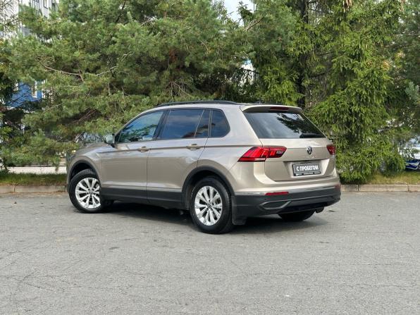 Volkswagen Tiguan II Рестайлинг с пробегом 2021 года, цена 2 469 000 рублей, 114293 км, внедорожник, Автокод Объявления