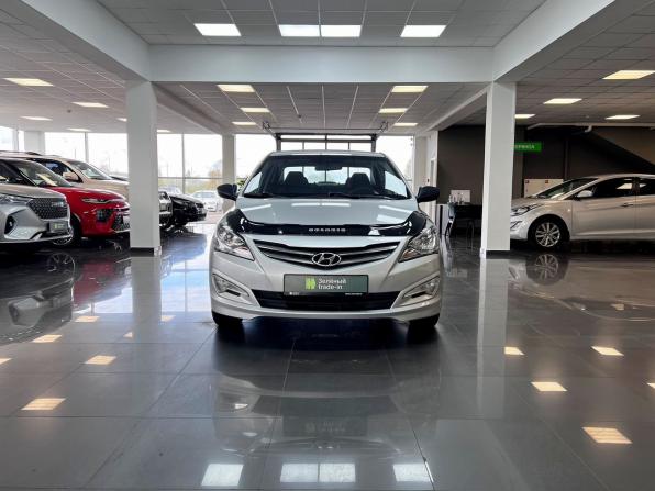Hyundai Solaris I Рестайлинг с пробегом 2015 года, цена 1 090 000 рублей, 120676 км, седан, Автокод Объявления
