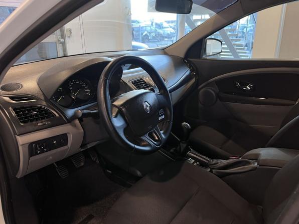 Renault Fluence I с пробегом 2012 года, цена 420 000 рублей, 268828 км, седан, Автокод Объявления